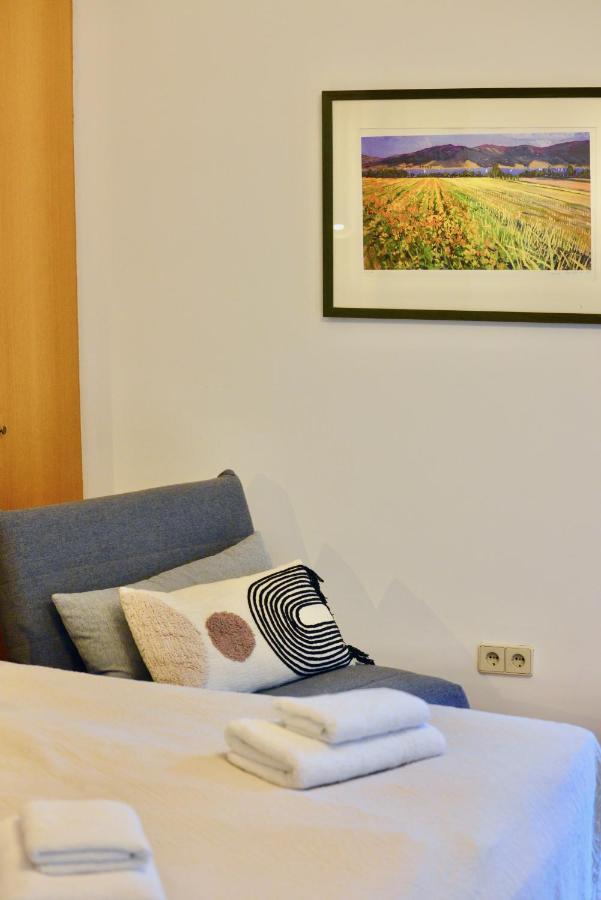 Charming With Balcony In Hip & Trendy Margareten Vienna Exterior photo